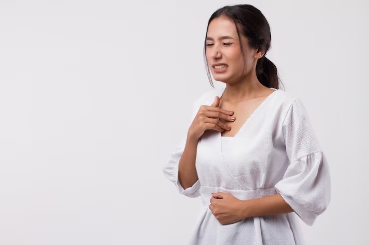 kurma dan GERD, tips konsumsi kurma, manfaat kurma untuk lambung, kurma untuk ibu menyusui, makanan sehat penderita GERD, cara aman makan kurma, kurma pemicu asam lambung, buah aman untuk pencernaan.